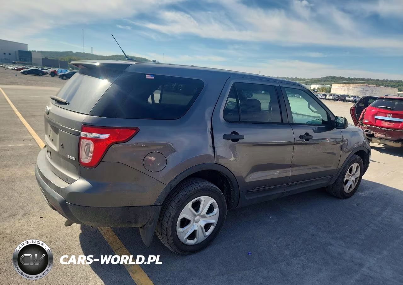 2013 Ford Explorer Police Interceptor VIN:1FM5K8AR8DGA18475 - 3