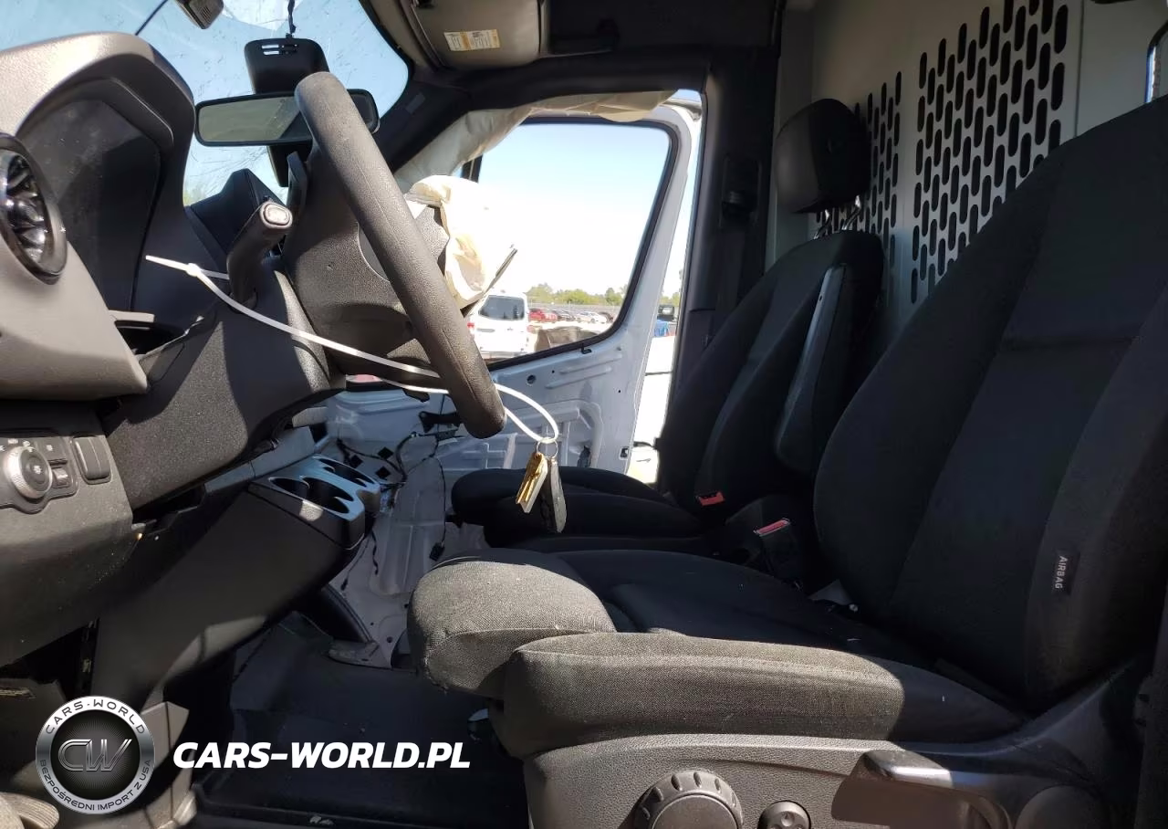 2019 Freightliner Sprinter 2500-3500 VIN:WDRPF1CD1KP172288 - 7