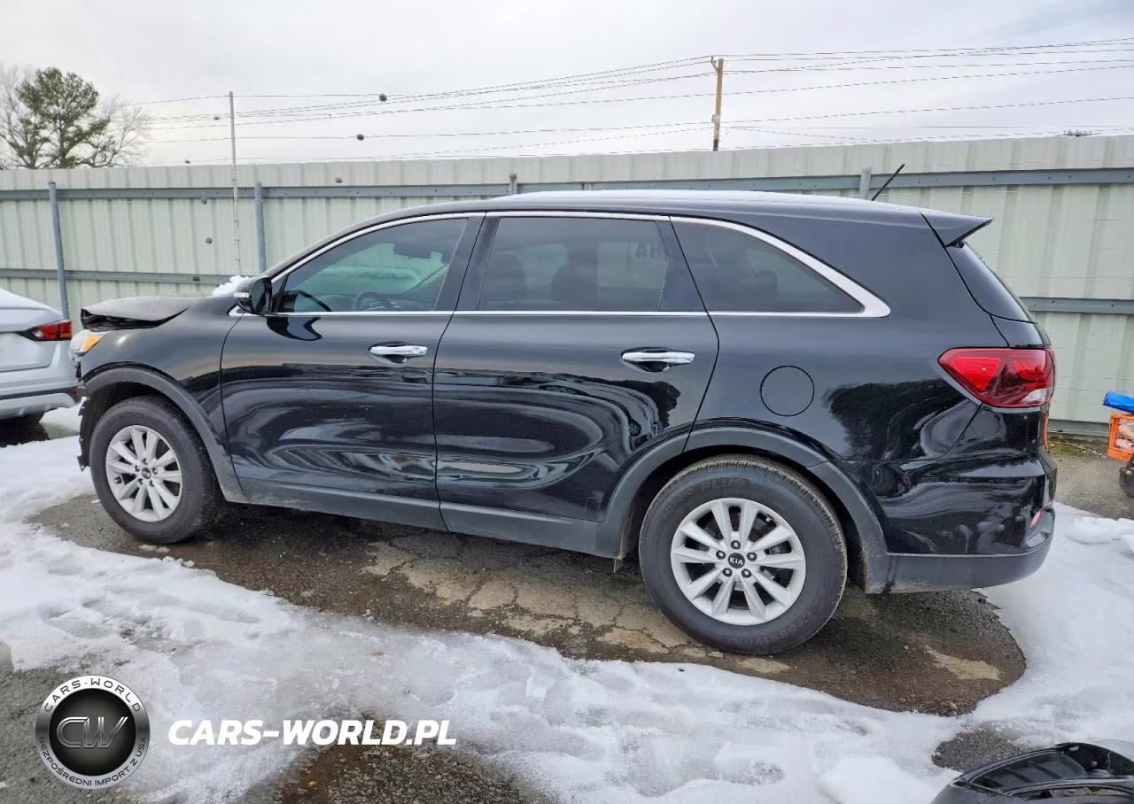 2019 Kia Sorento L VIN:5XYPG4A39KG592070 - 2