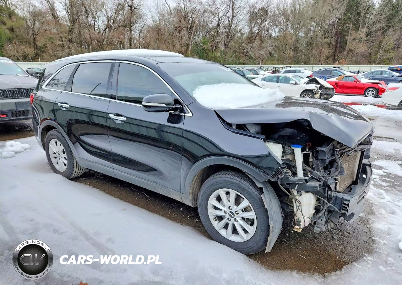 2019 Kia Sorento L VIN:5XYPG4A39KG592070 - 4
