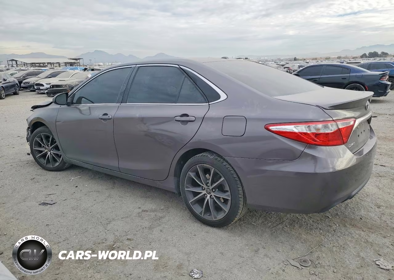 2017 Toyota Camry Le VIN:4T1BF1FK4HU303952 - 2