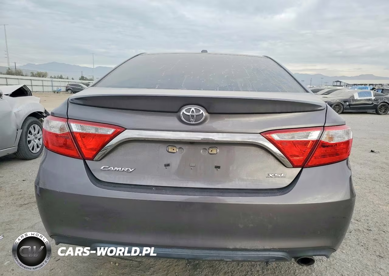 2017 Toyota Camry Le VIN:4T1BF1FK4HU303952 - 6