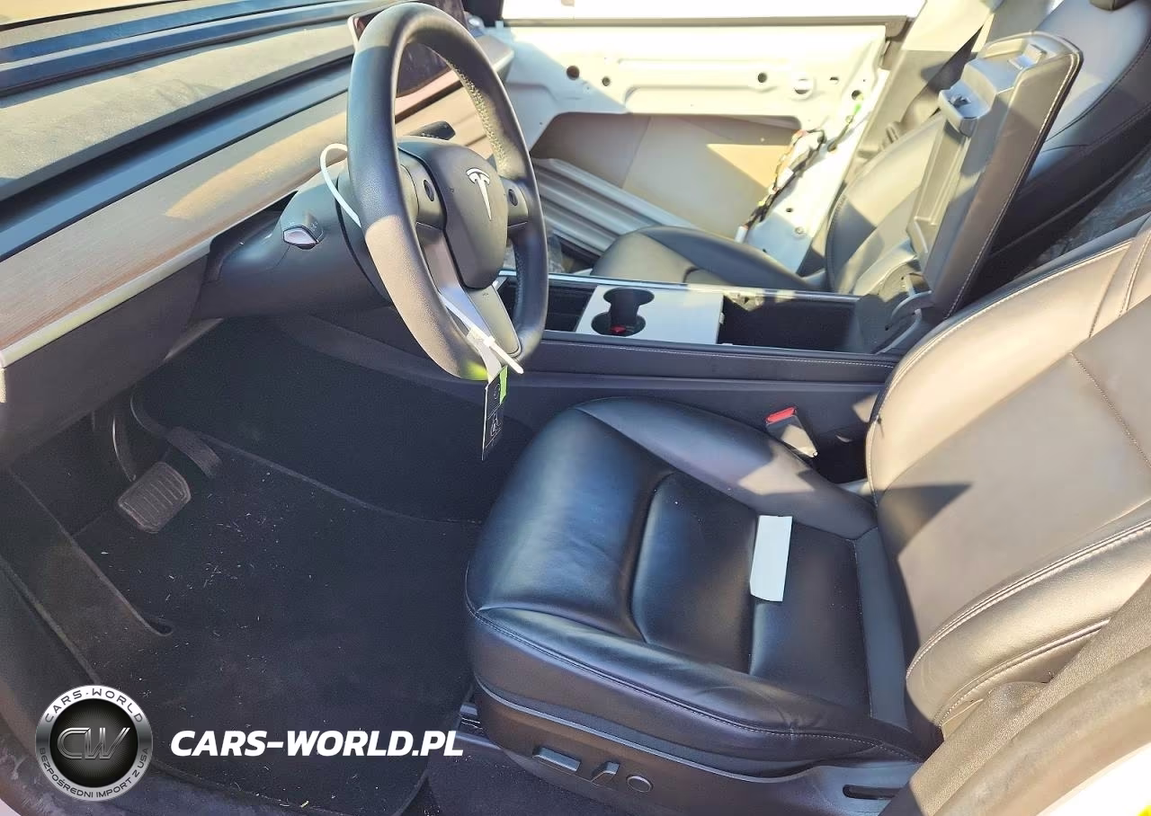 2021 Tesla Model Y VIN:5YJYGDEE1MF262644 - 7