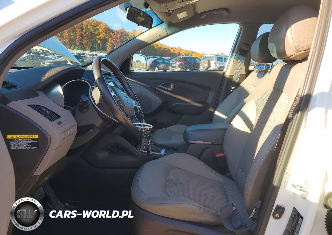 2015 Hyundai Tucson Se VIN:KM8JUCAGXFU971364 - 7