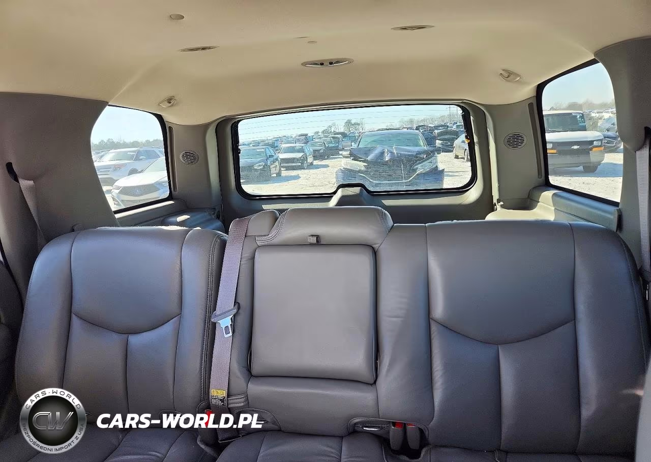 2004 Chevrolet Tahoe C1500 VIN:1GNEC13Z54J211179 - 10