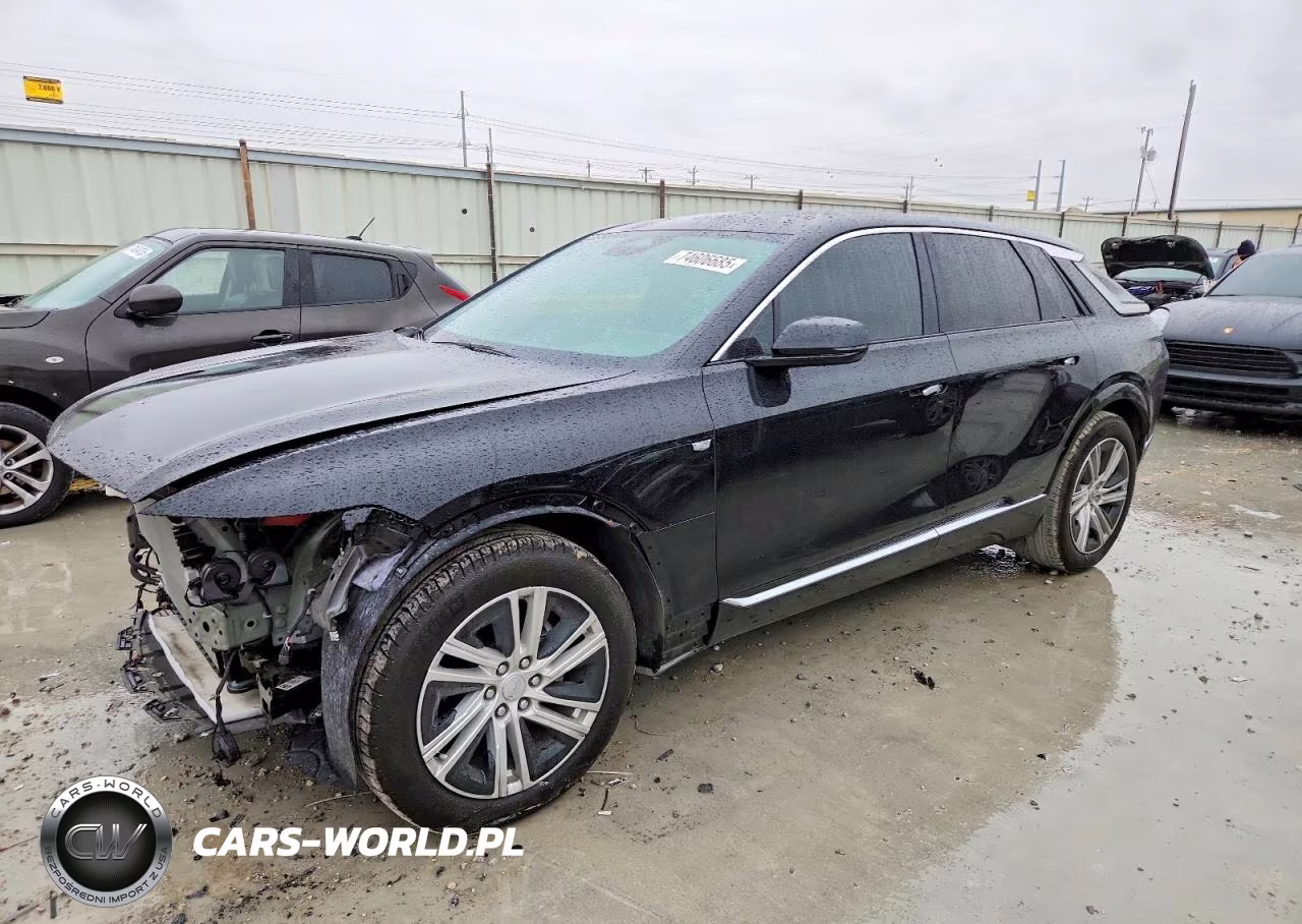 2024 Cadillac Lyriq Tech