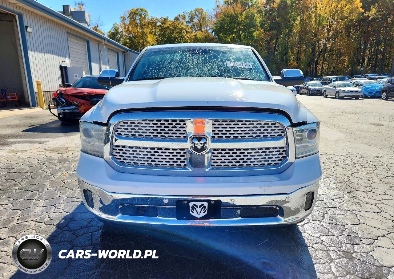 2015 Ram 1500 Laramie VIN:1C6RR7NT7FS512030 - 5