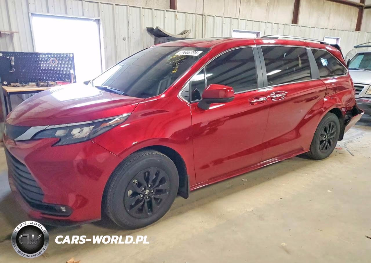 2025 Toyota Sienna Xle – zdjęcie 1 z 13