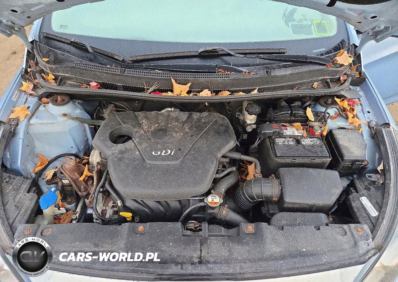 2012 Hyundai Accent Gls VIN:KMHCT4AE2CU158337 - 11