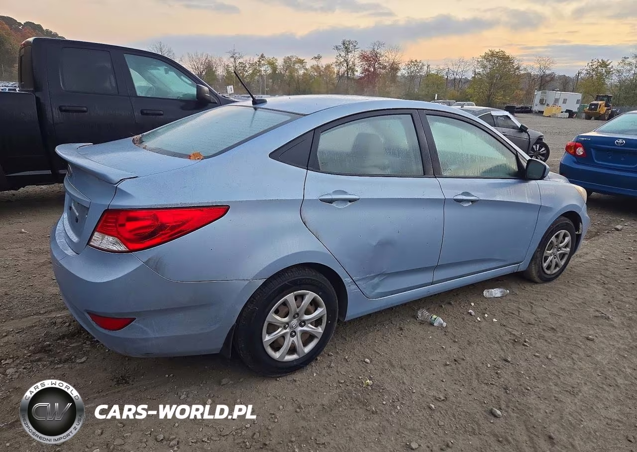2012 Hyundai Accent Gls VIN:KMHCT4AE2CU158337 - 3