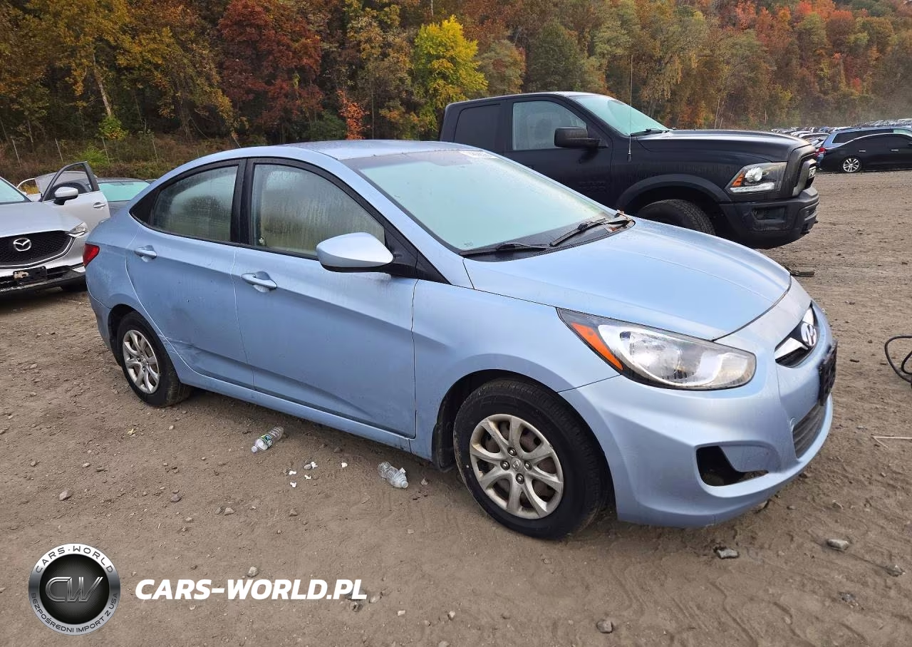 2012 Hyundai Accent Gls VIN:KMHCT4AE2CU158337 - 4