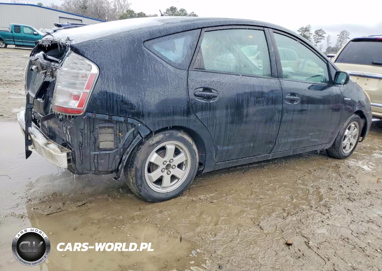 2008 Toyota Prius VIN:JTDKB20UX83360999 - 3