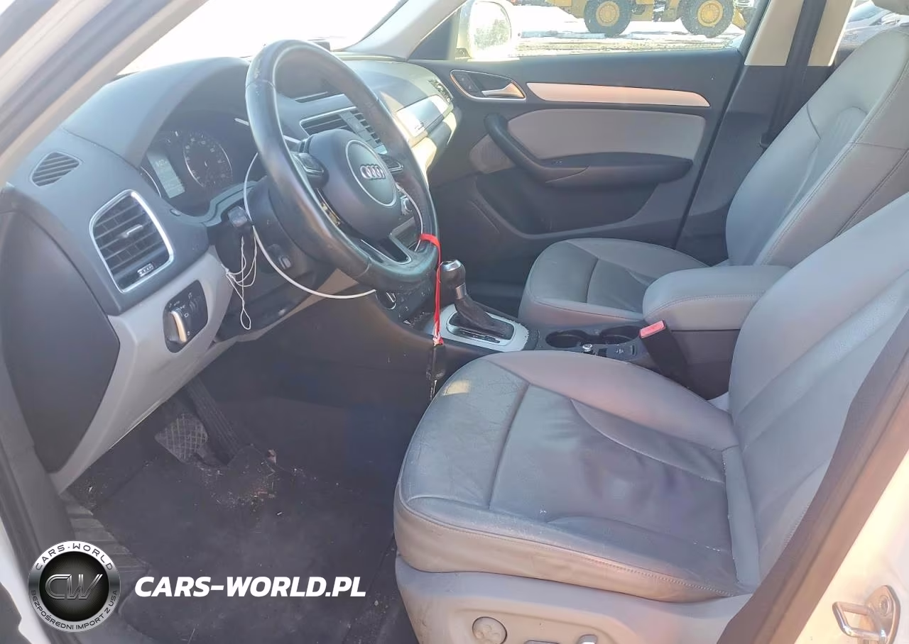2017 Audi Q3 Premium VIN:WA1ECCFSXHR015033 - 7