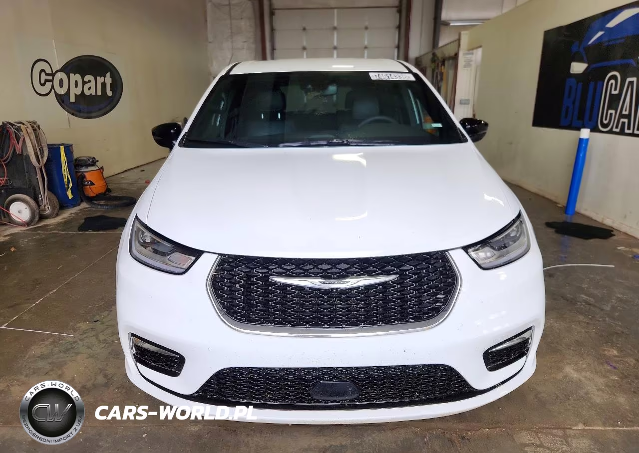 2026 Chrysler Pacifica Select VIN:2C4RC1BG4TR231654 - 5
