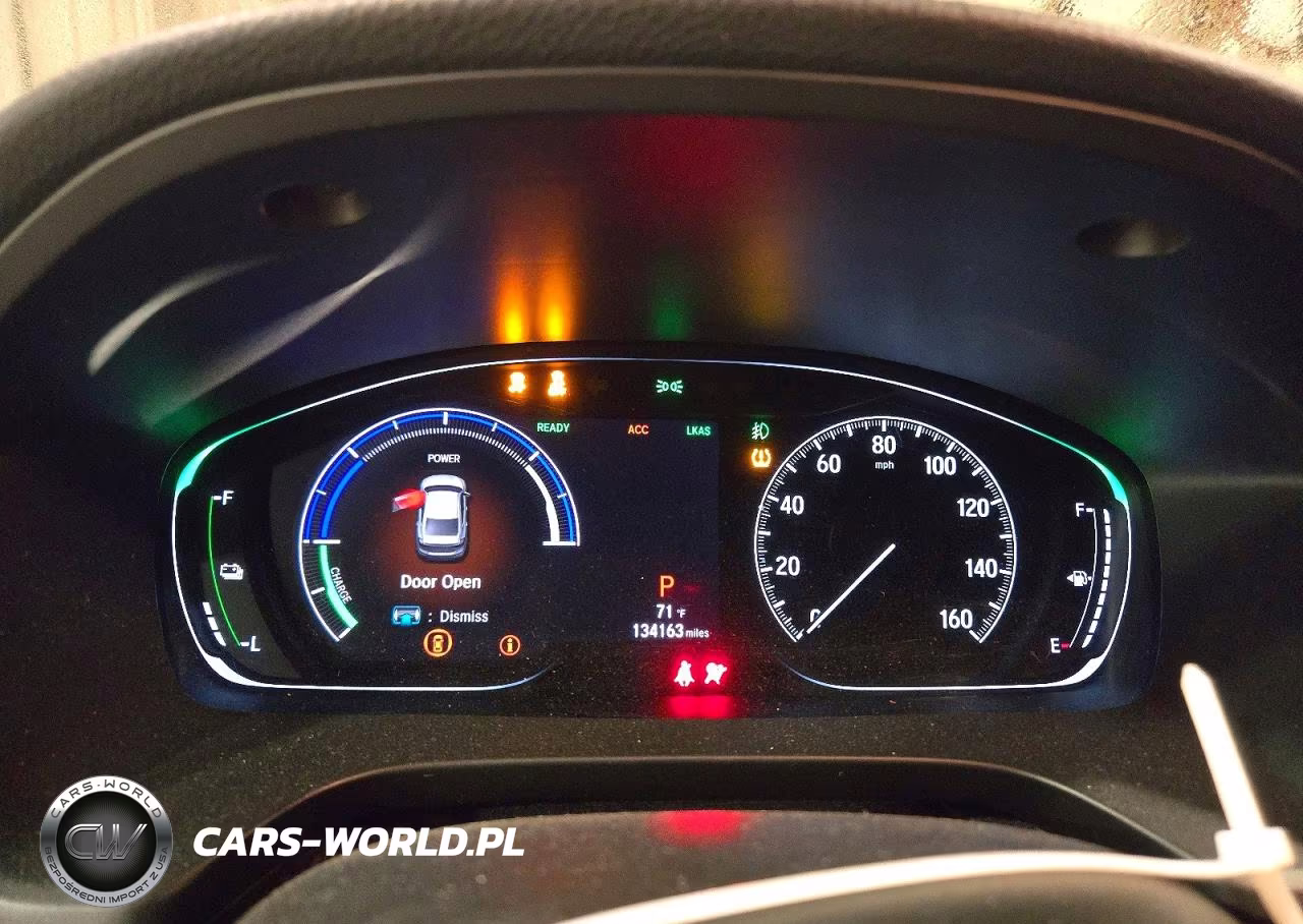 2019 Honda Insight Touring VIN:19XZE4F91KE003098 - 9