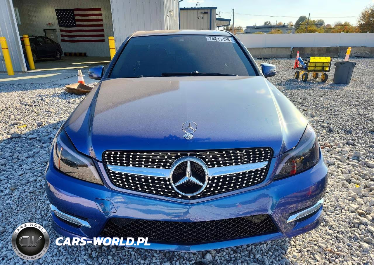 2012 Mercedes-Benz C 300 4Matic VIN:WDDGF8BB2CA712816 - 5
