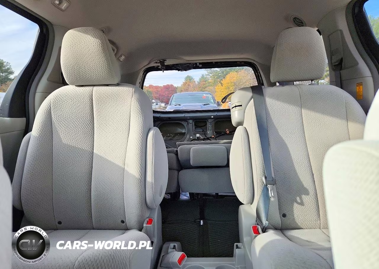 2013 Toyota Sienna Le VIN:5TDKK3DCXDS396594 - 10