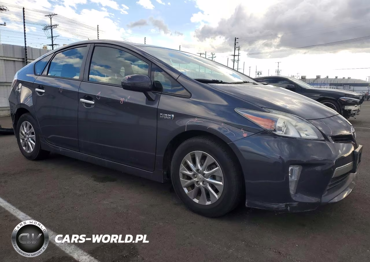 2014 Toyota Prius Plug-In Hybrid Advanced VIN:JTDKN3DP2E3051802 - 4