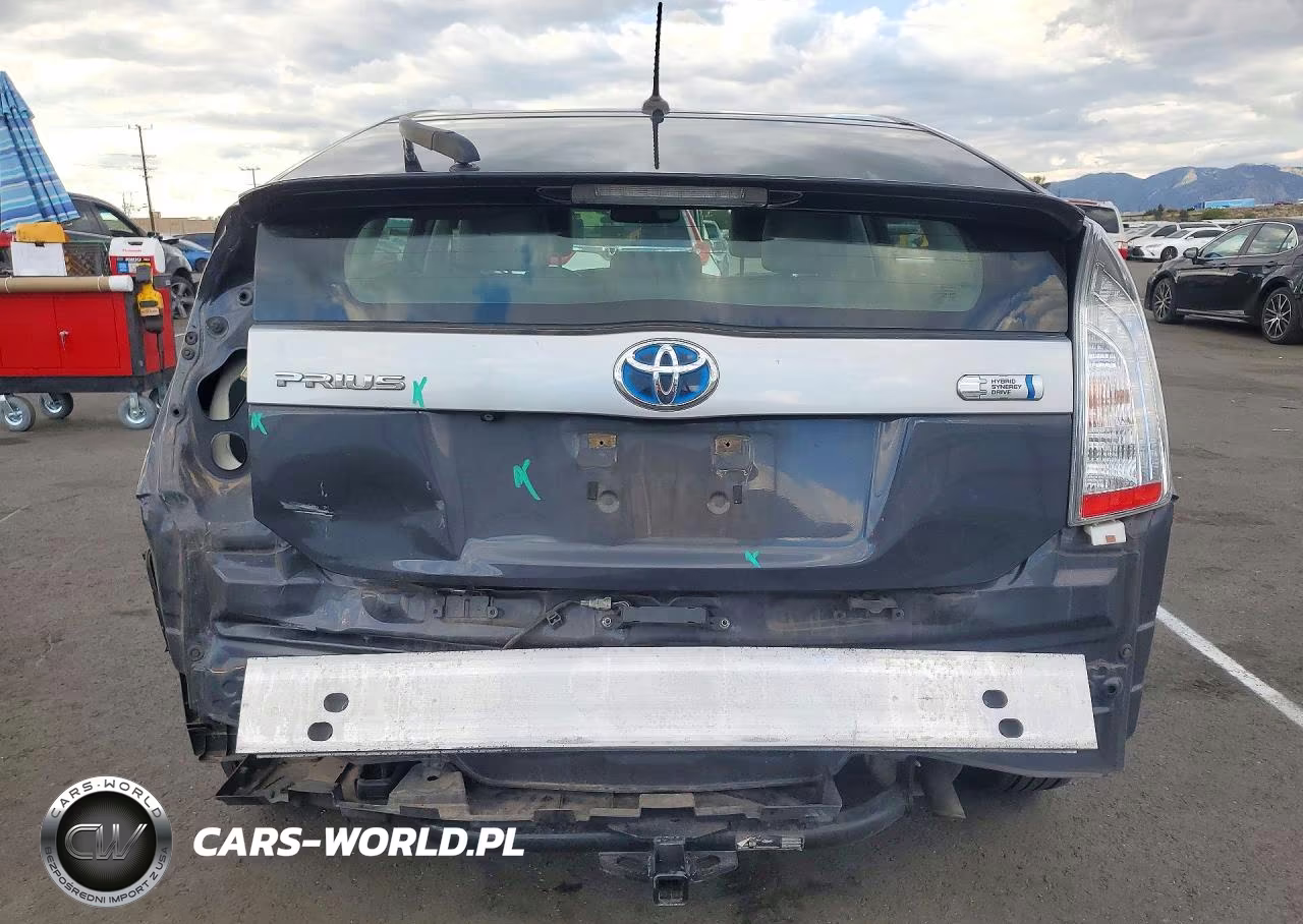2014 Toyota Prius Plug-In Hybrid Advanced VIN:JTDKN3DP2E3051802 - 6