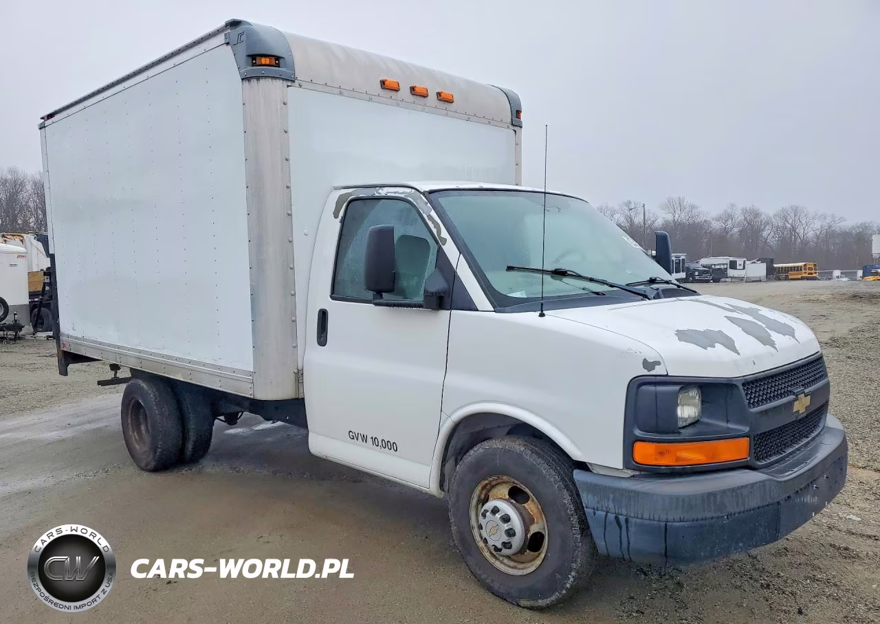 2012 Chevrolet Express Box Truck VIN:1GB0G2CA2B1145912 - 4