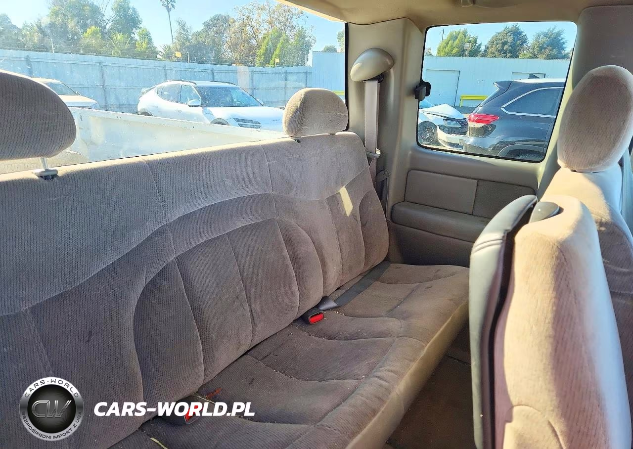 2000 GMC New Sierra C1500 VIN:1GTEC19V1YZ159442 - 10