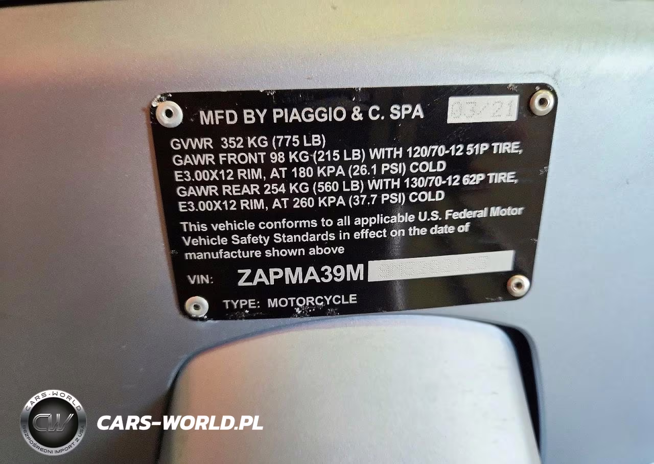 2021 Vespa Moped VIN:ZAPMA39M9M5202123 - 9