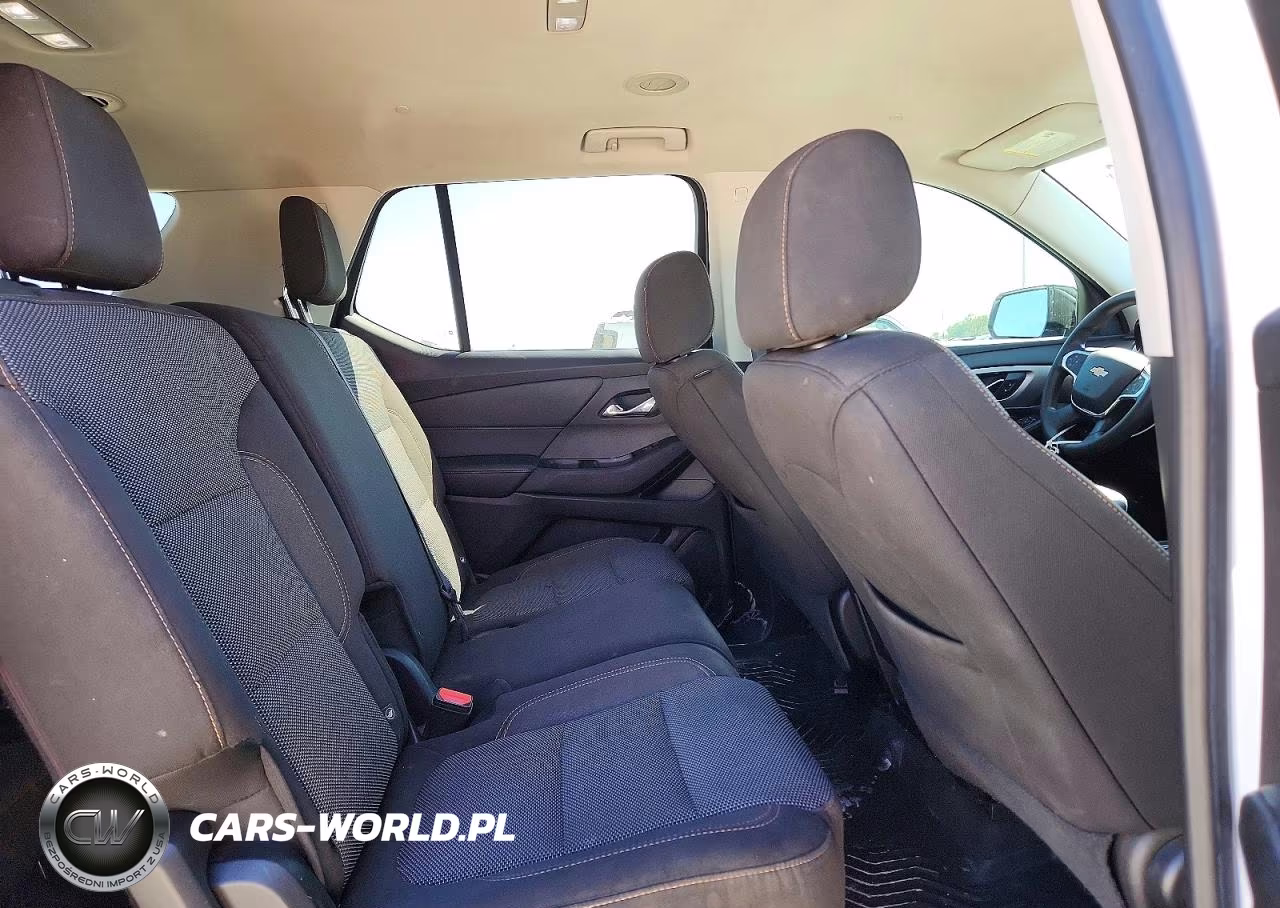 2018 Chevrolet Traverse Ls VIN:1GNERFKW0JJ235677 - 11
