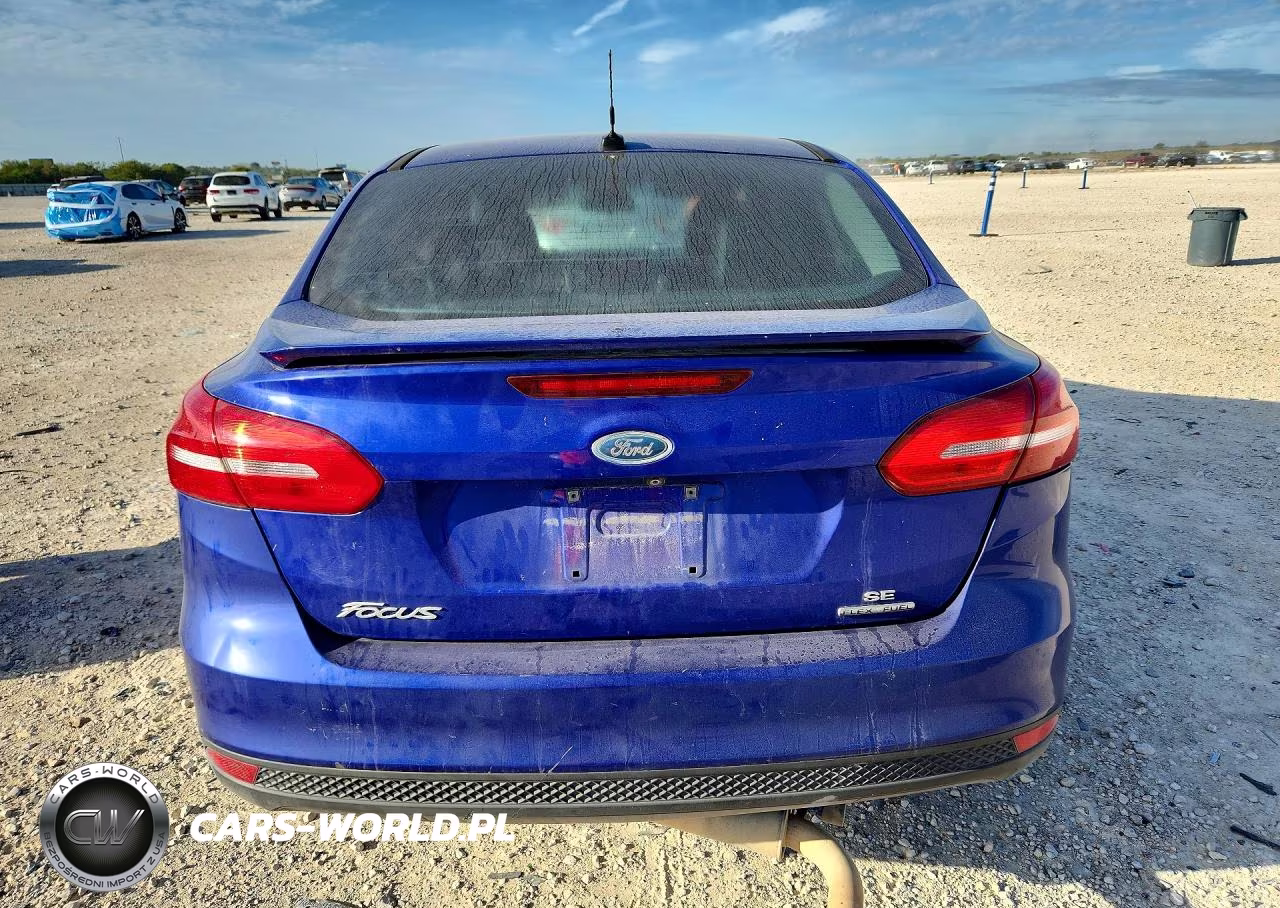 2015 Ford Focus Se VIN:1FADP3F27FL230428 - 6