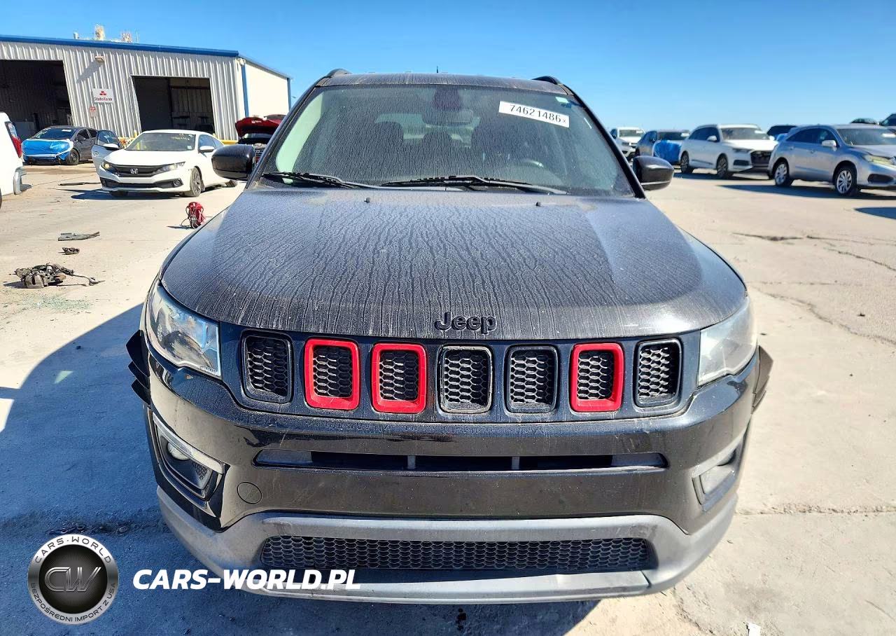 2018 Jeep Compass Latitude VIN:3C4NJCBB5JT462478 - 5