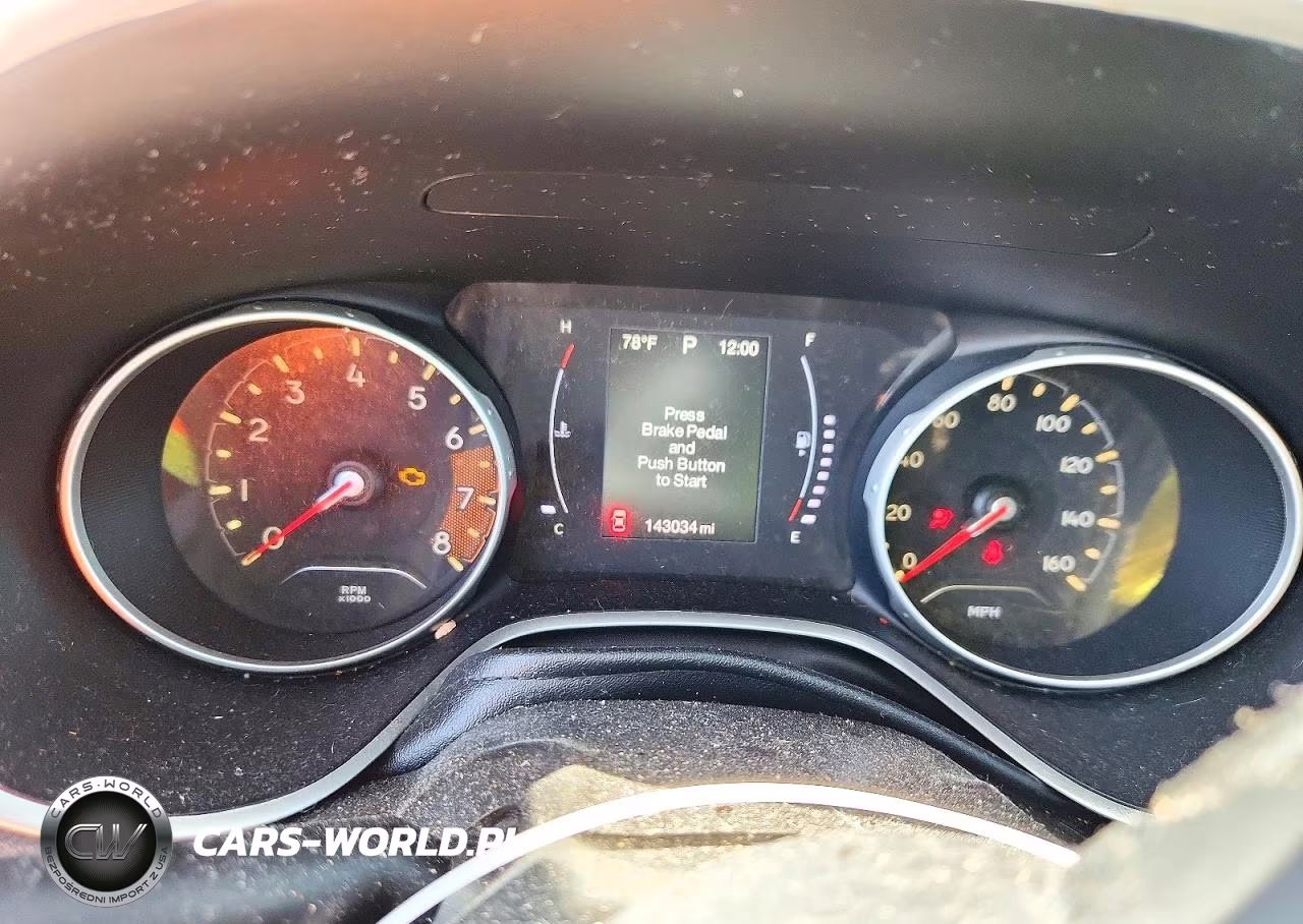 2018 Jeep Compass Latitude VIN:3C4NJCBB5JT462478 - 9