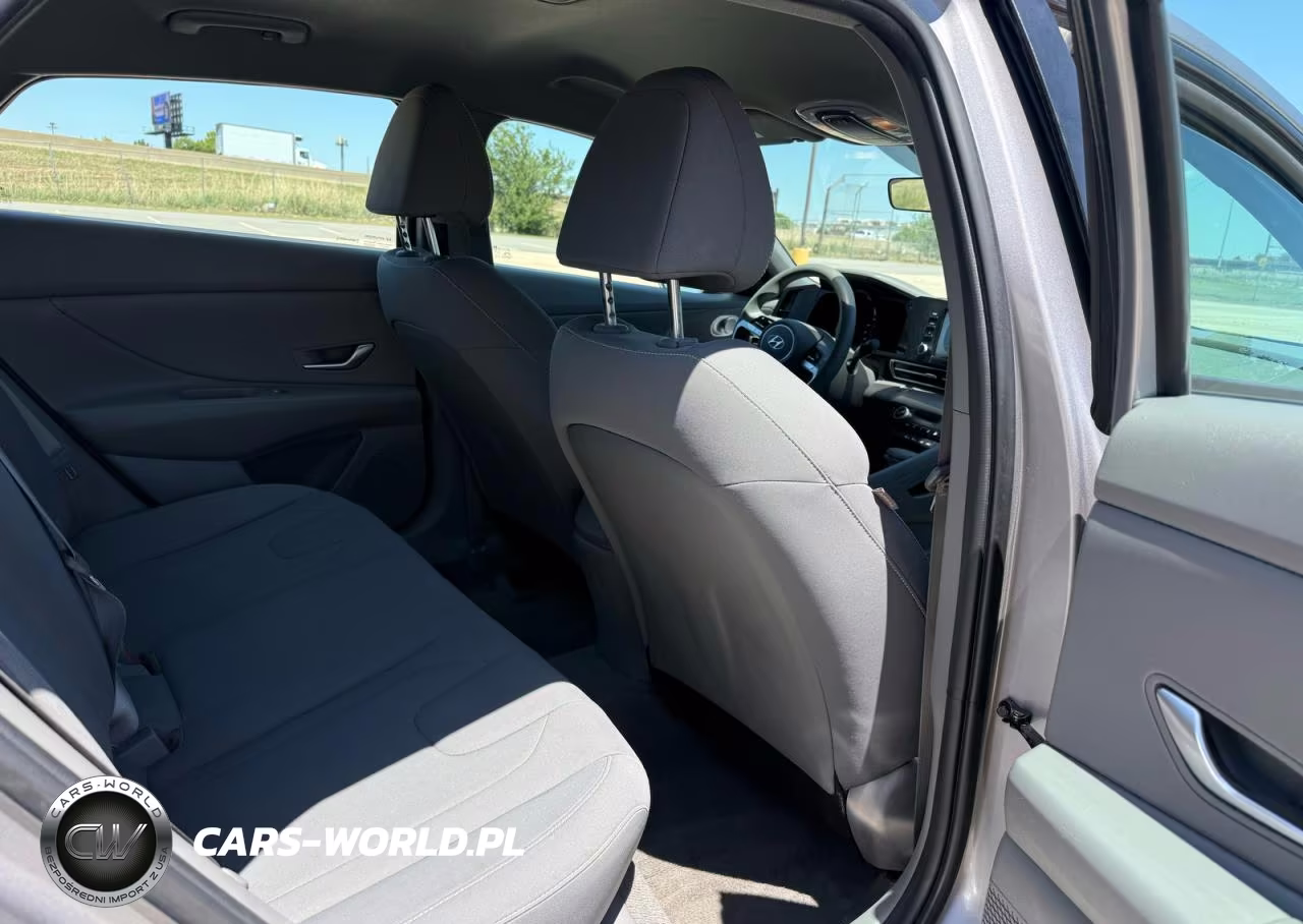 2021 Hyundai Elantra Sel VIN:KMHLM4AG3MU192044 - 6