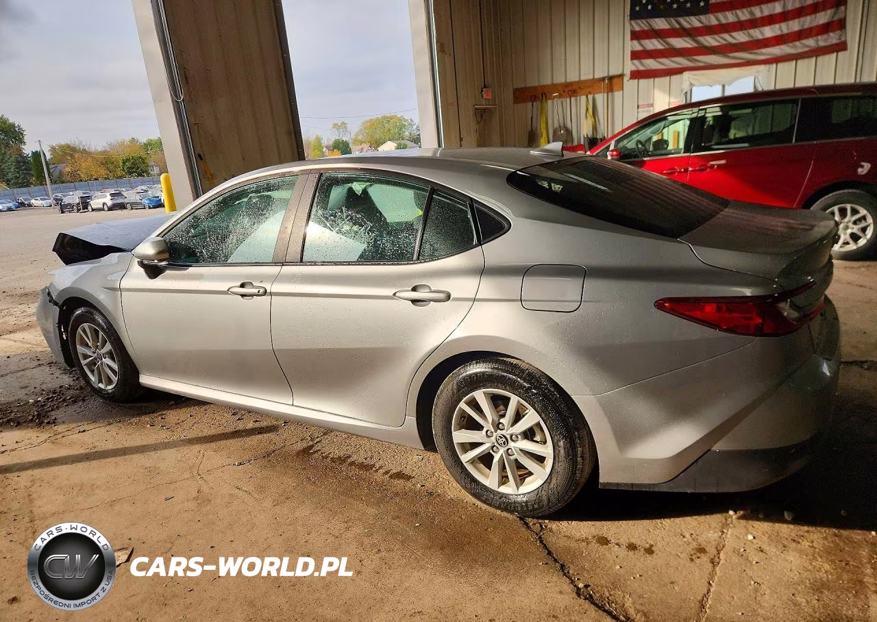 2026 Toyota Camry Le VIN:4T1DAACK9TU252551 - 2
