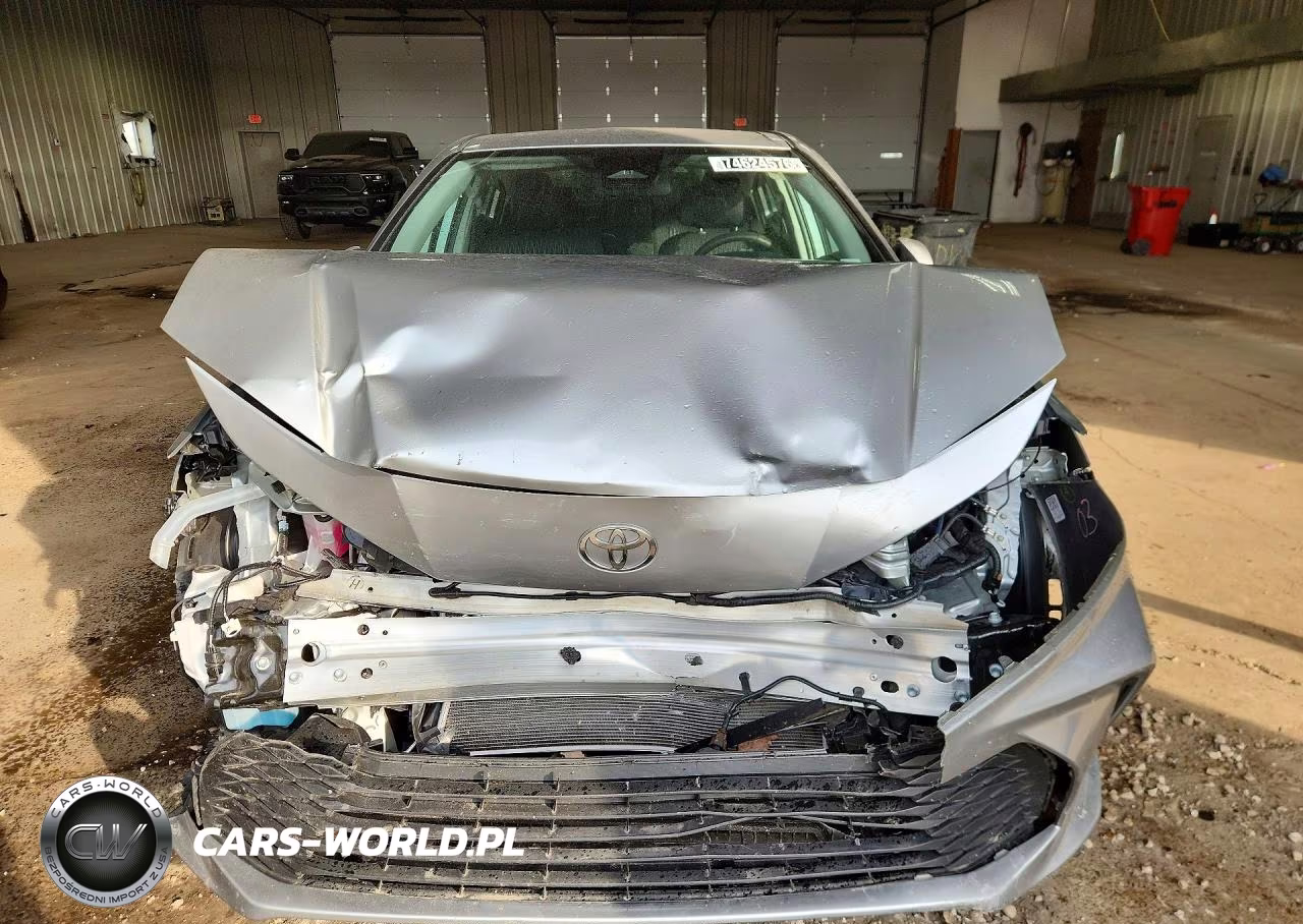 2026 Toyota Camry Le VIN:4T1DAACK9TU252551 - 5