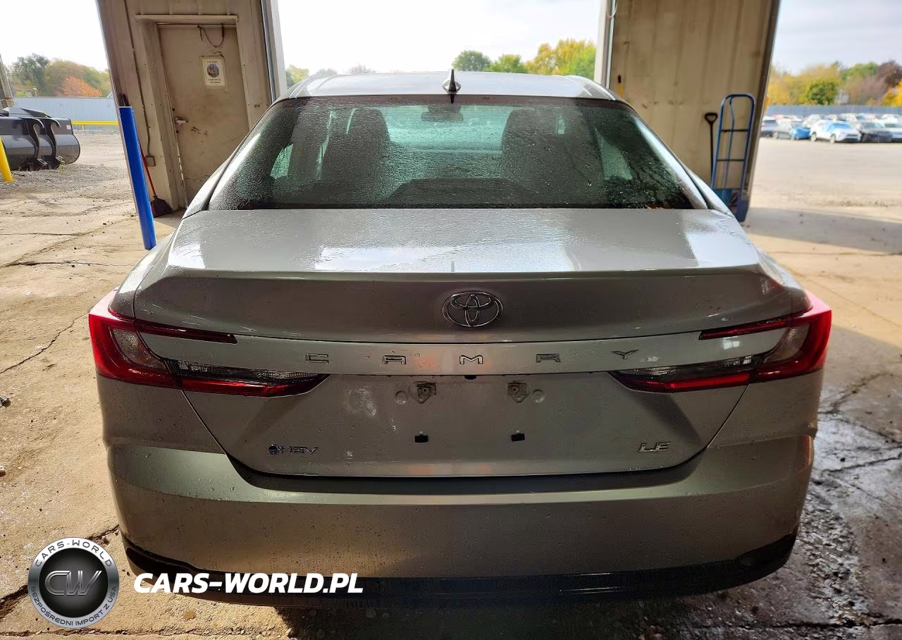 2026 Toyota Camry Le VIN:4T1DAACK9TU252551 - 6
