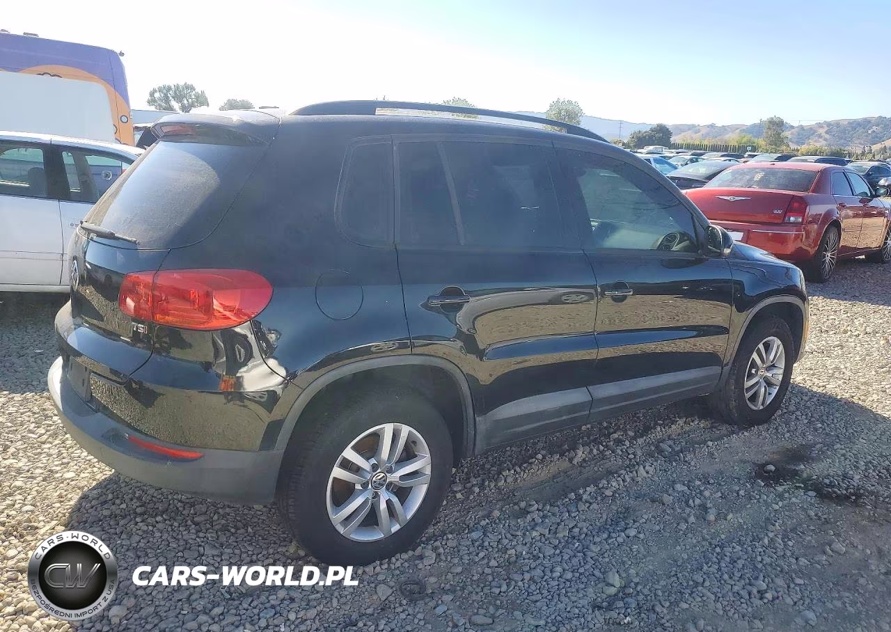 2016 Volkswagen Tiguan S VIN:WVGAV7AX5GW502399 - 3
