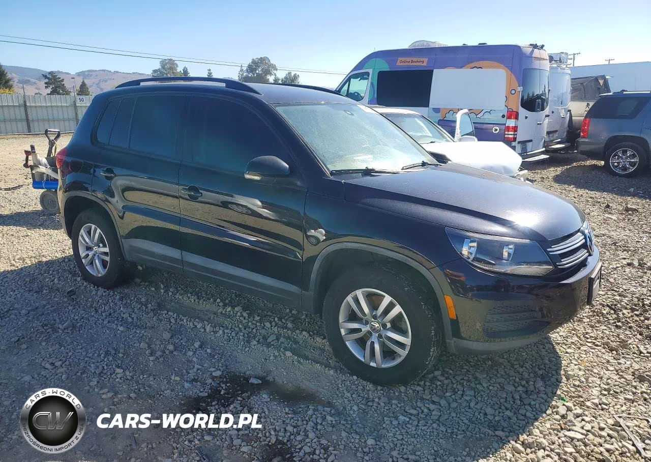 2016 Volkswagen Tiguan S VIN:WVGAV7AX5GW502399 - 4