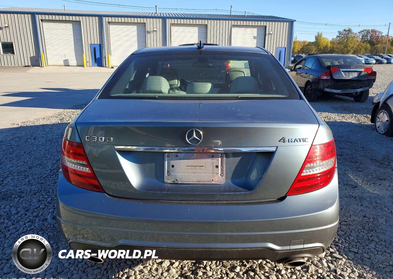 2012 Mercedes-Benz C 300 4Matic VIN:WDDGF8BB3CF927253 - 6