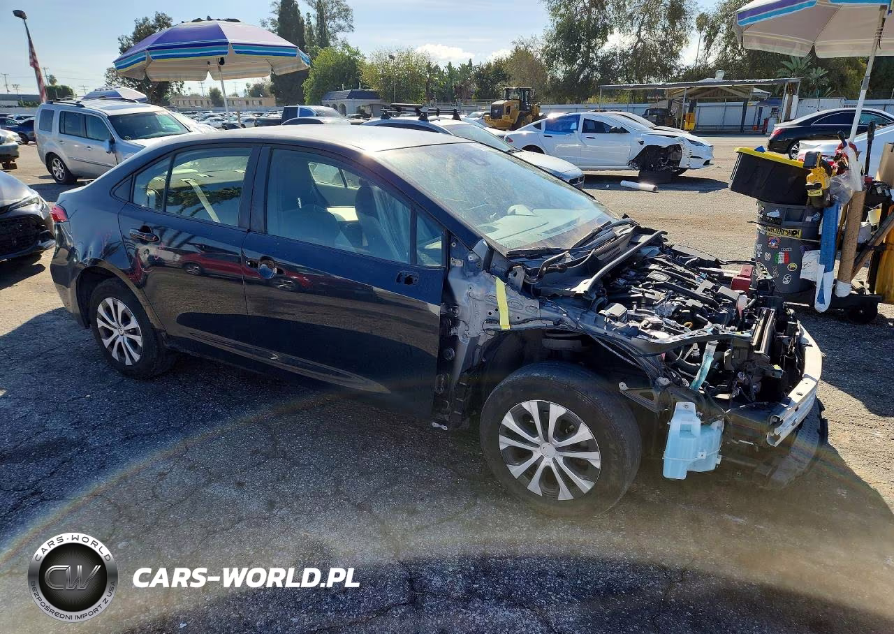 2021 Toyota Corolla Le VIN:JTDEAMDE9MJ022742 - 4