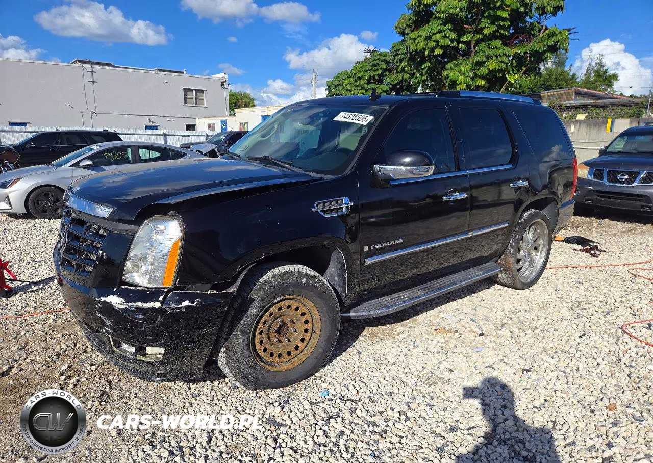 2008 Cadillac Escalade Luxury VIN:1GYEC63848R221796 - 1