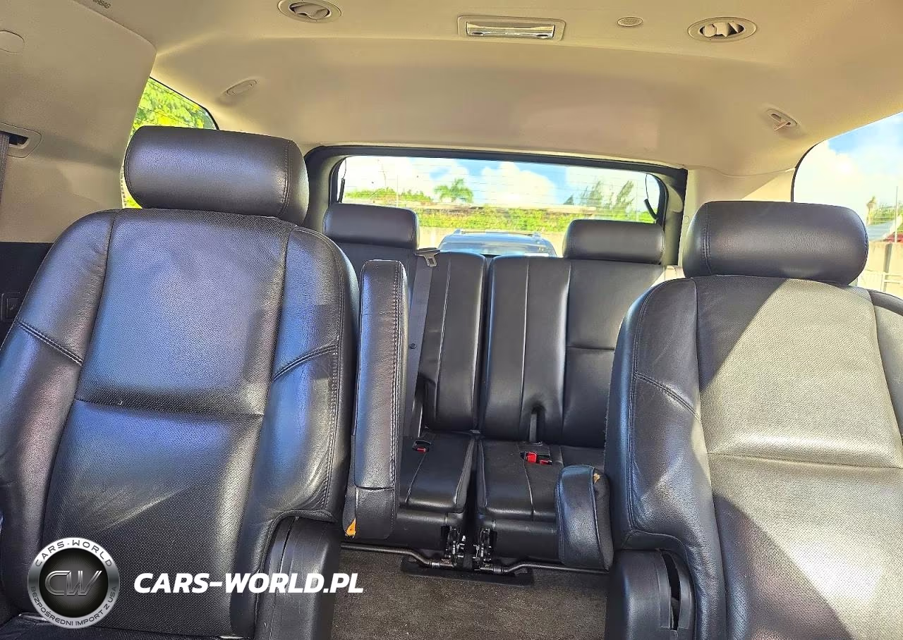 2008 Cadillac Escalade Luxury VIN:1GYEC63848R221796 - 10