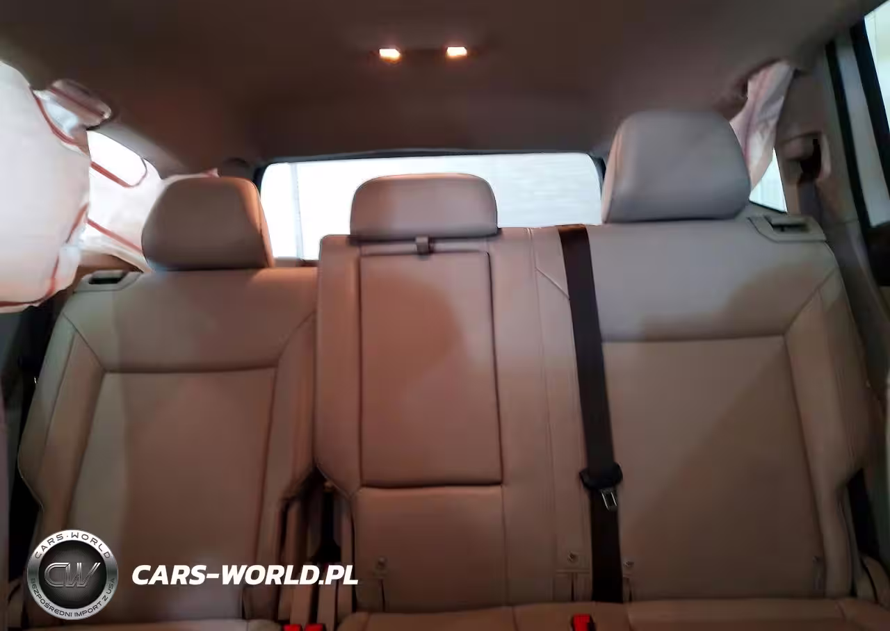 2018 Volkswagen Atlas Se VIN:1V2PR2CA6JC530945 - 10