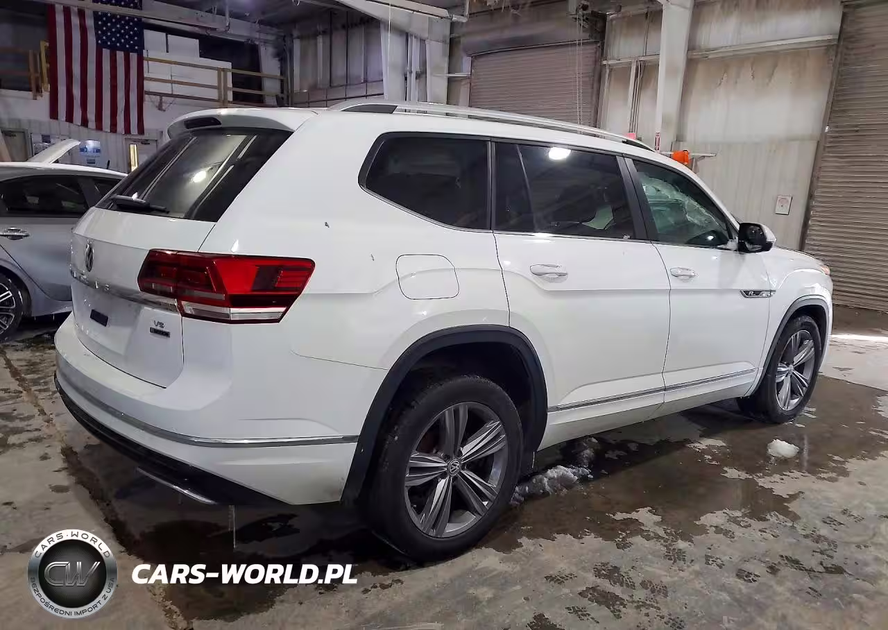 2018 Volkswagen Atlas Se VIN:1V2PR2CA6JC530945 - 3