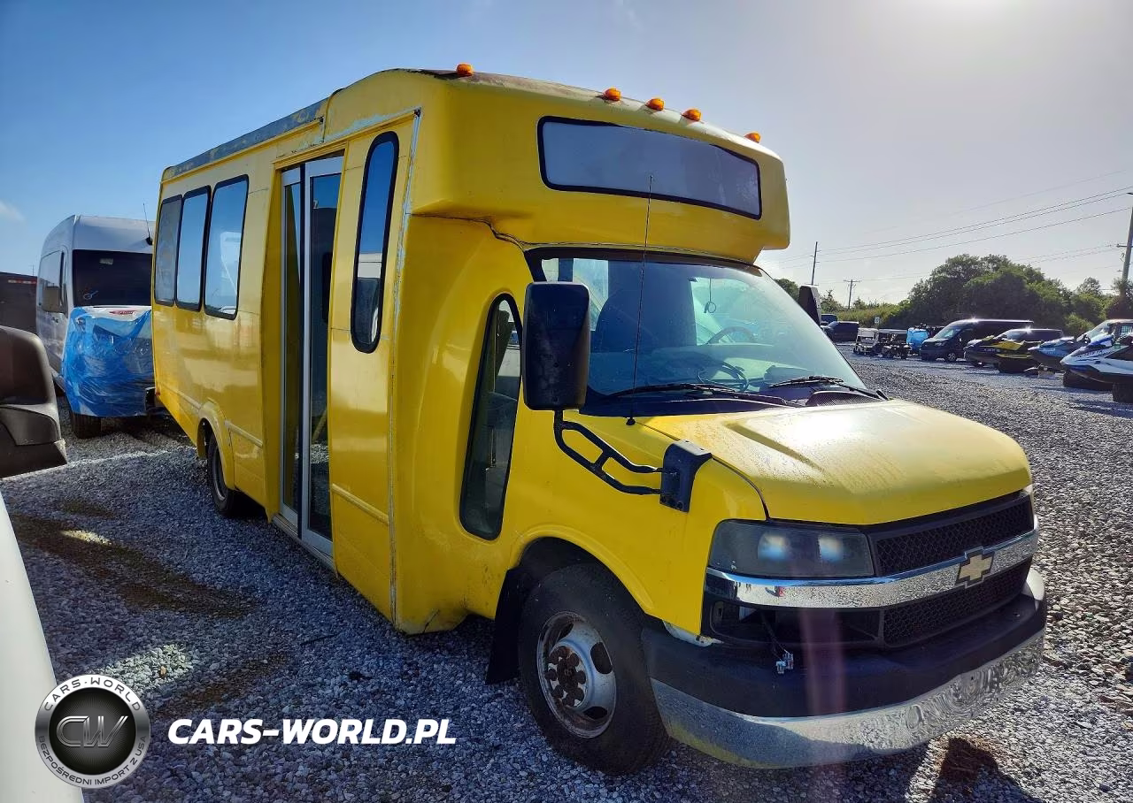 2011 Chevrolet Express G3500 VIN:1GB3G3BG1B1116202 - 4
