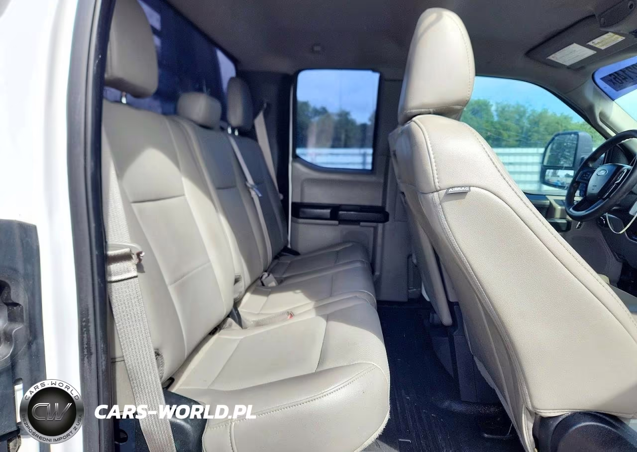 2019 Ford F350 Super Duty VIN:1FD8X3H69KEF25133 - 10