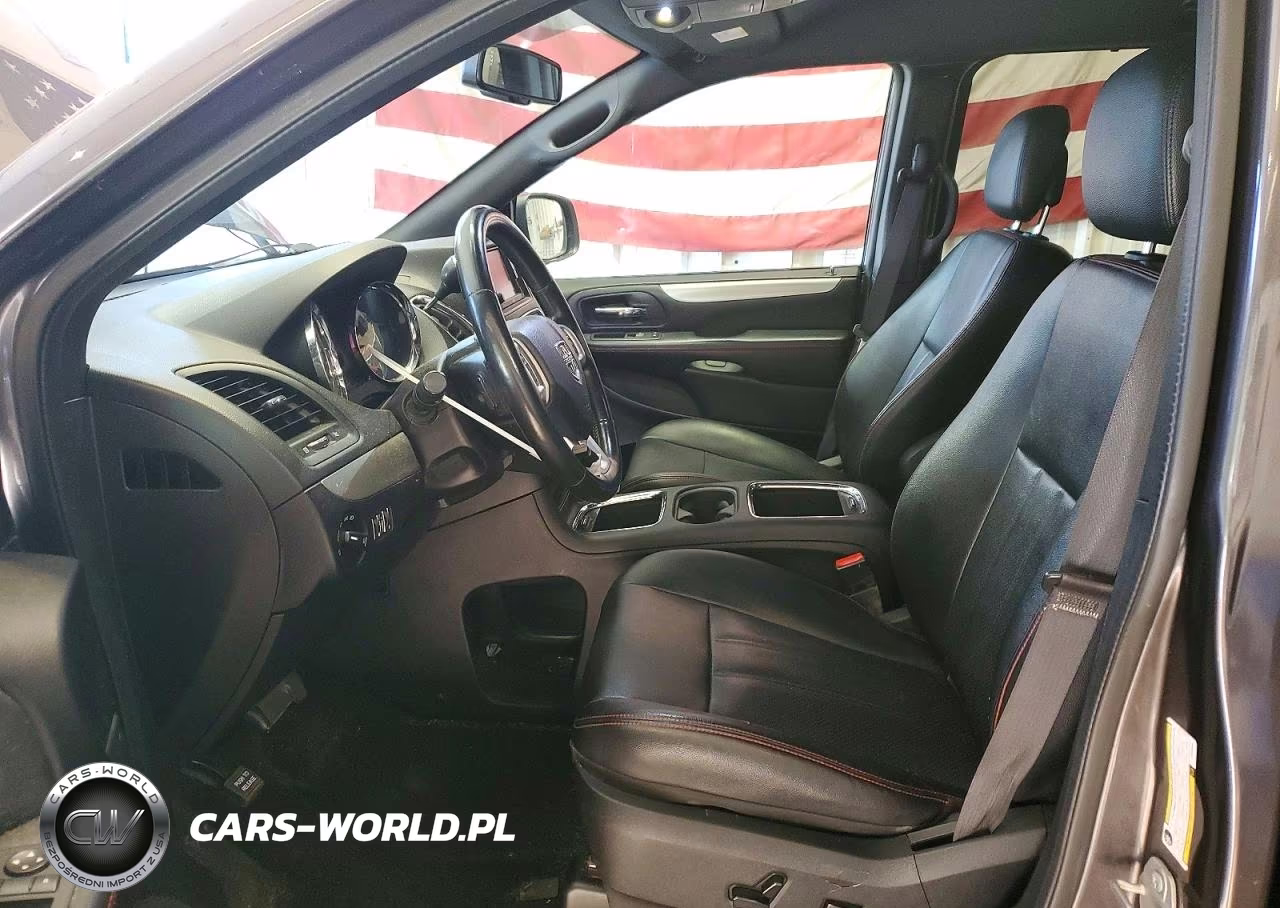 2018 Dodge Grand Caravan Gt VIN:2C4RDGEG8JR240804 - 7