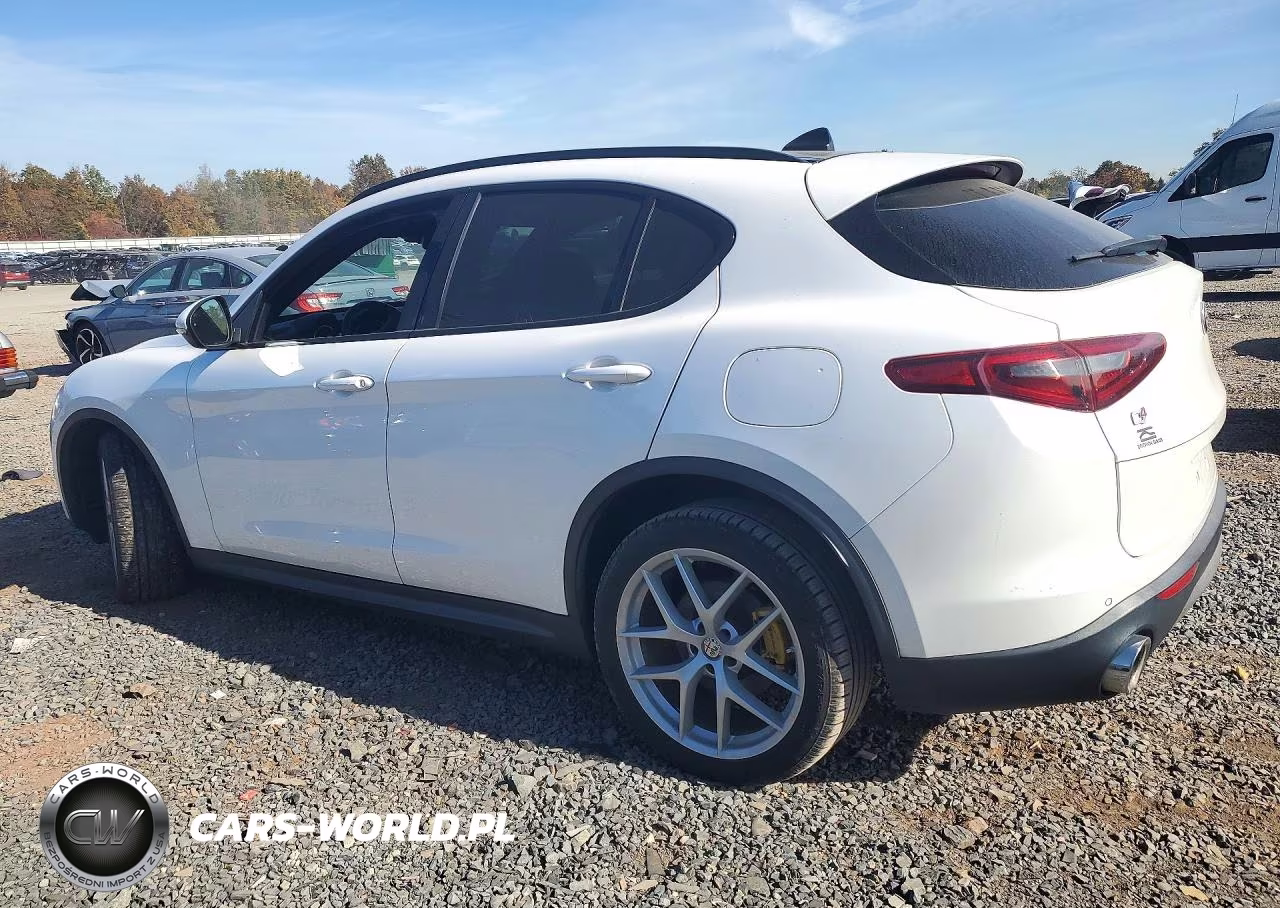 2018 Alfa Romeo Stelvio Ti Sport VIN:ZASFAKNN5J7C27448 - 2