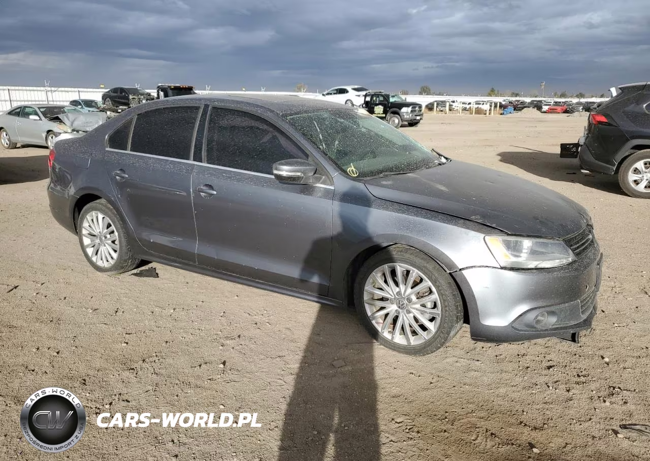 2014 Volkswagen Jetta Tdi VIN:3VWLL7AJ0EM437924 - 4