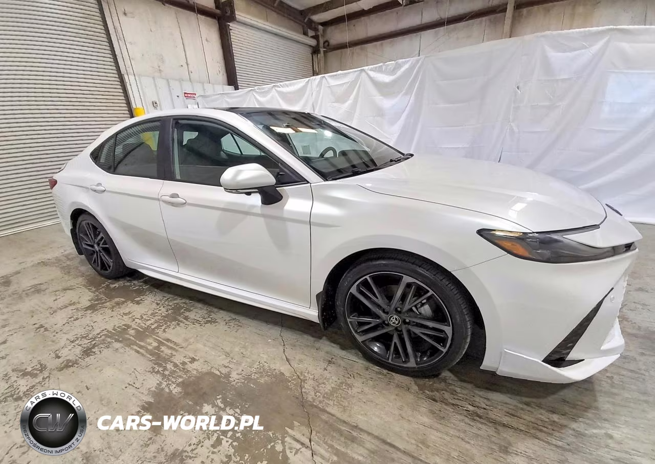 2026 Toyota Camry Xse VIN:4T1DAACK1TU653348 - 4