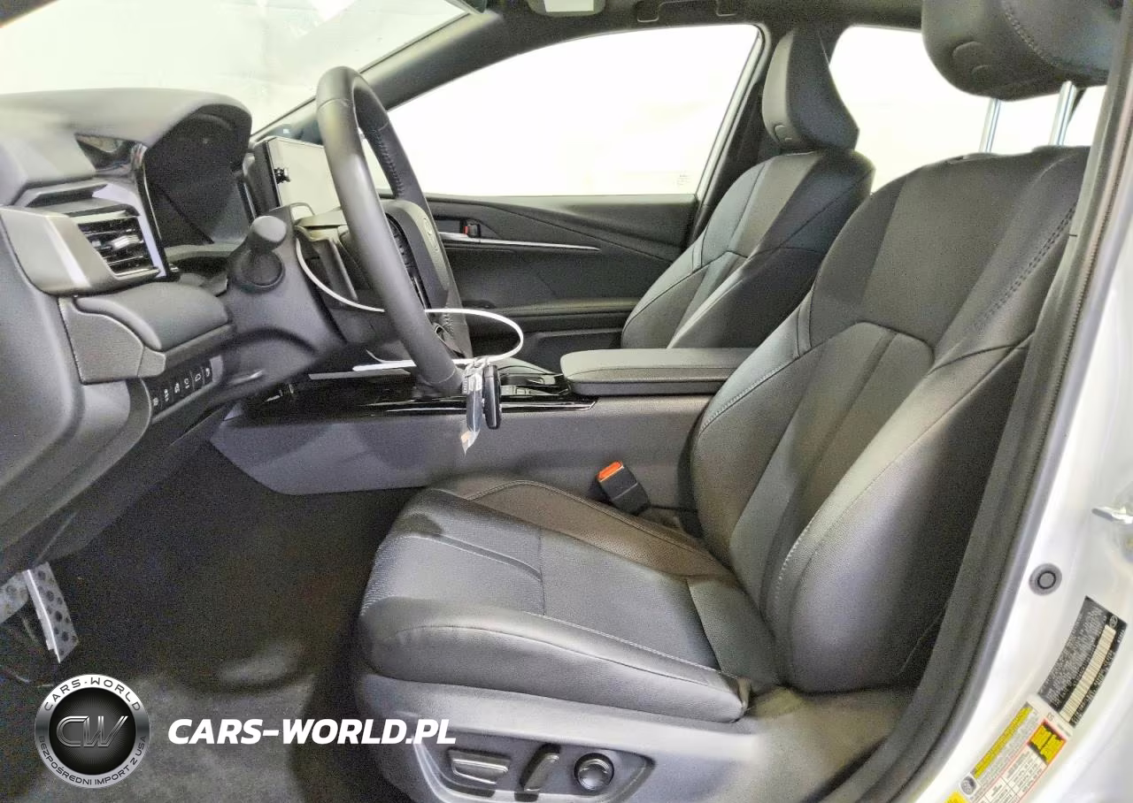 2026 Toyota Camry Xse VIN:4T1DAACK1TU653348 - 7