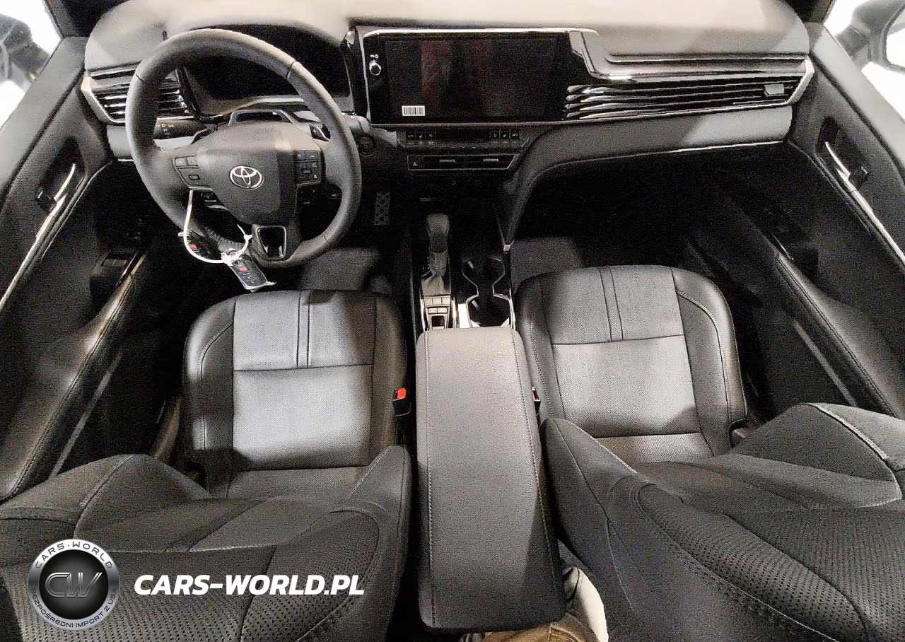 2026 Toyota Camry Xse VIN:4T1DAACK1TU653348 - 8